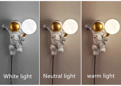 Creative Astronaut Wall Lamp